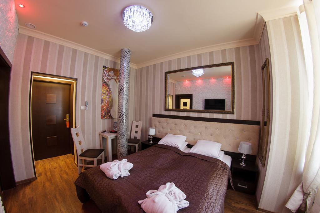 Palac Saturna Czeladz Room photo